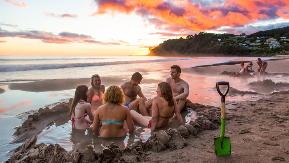 Hot Water Beach – Nature Meets Relaxation