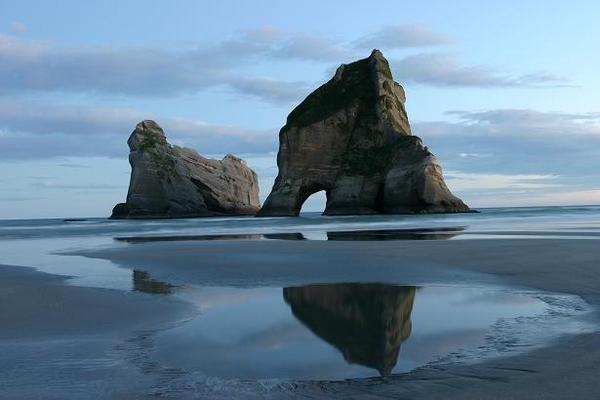 Wharariki Beach – Wild Beauty at the Edge of the World